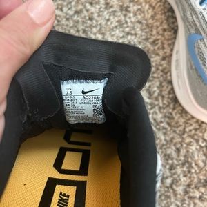 Brand New!! Womens Nike Zoom size 7.5